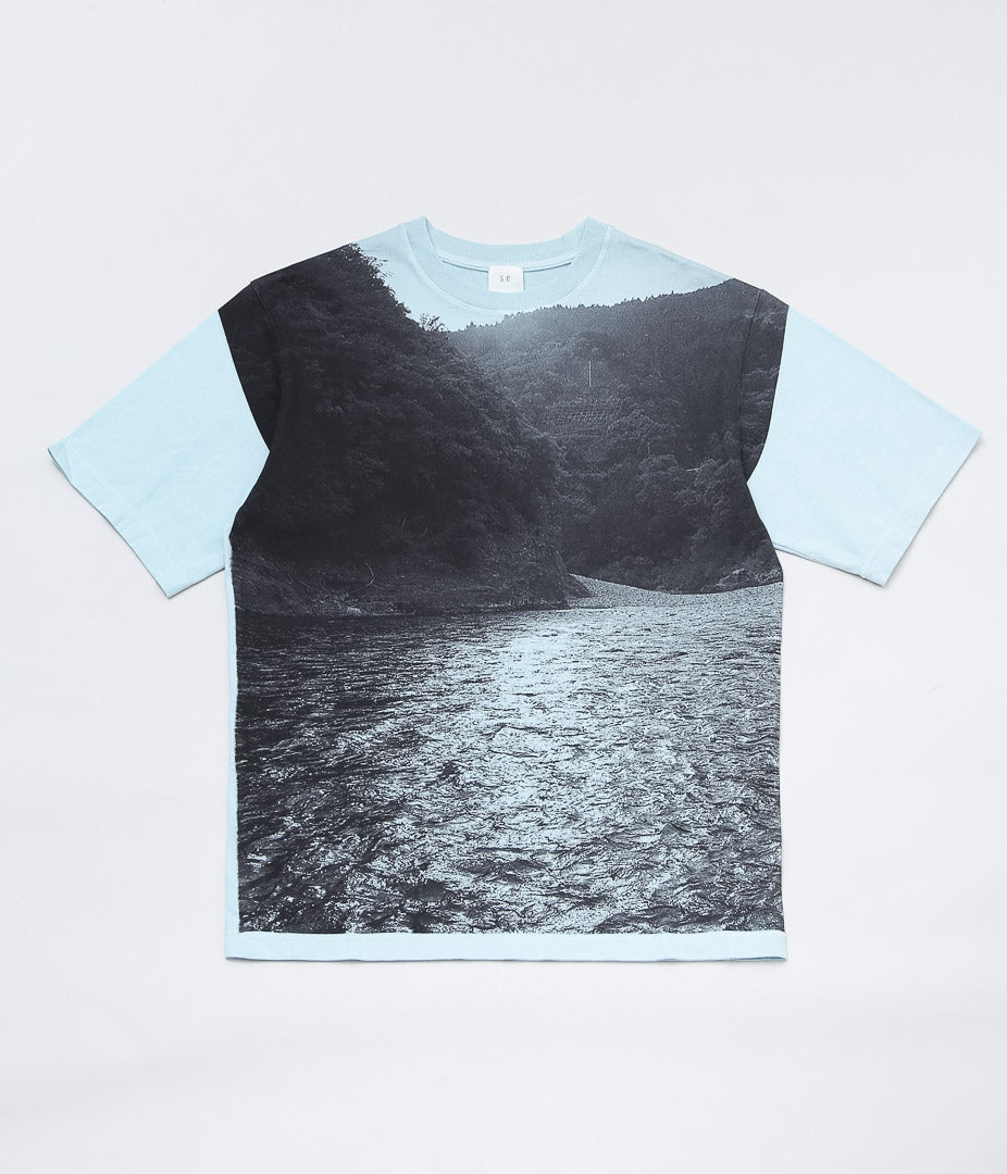 SEYA. ''PRINTED T-SHIRT'' (WATER-RIVER-B&W PRINT)