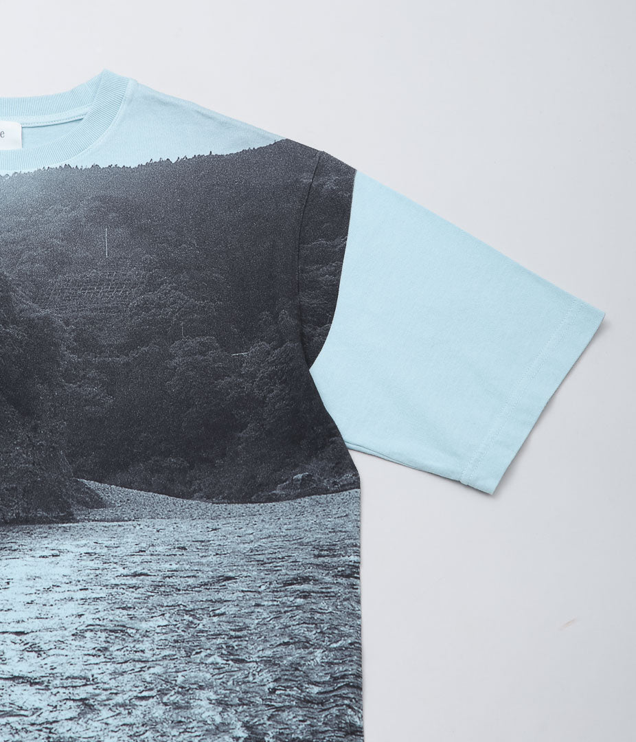 SEYA. ''PRINTED T-SHIRT'' (WATER-RIVER-B&W PRINT)