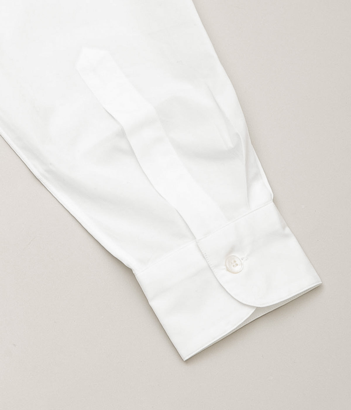 SEYA. ``ETERNAL SHIRT'' (COLOR PRINT WHITE)