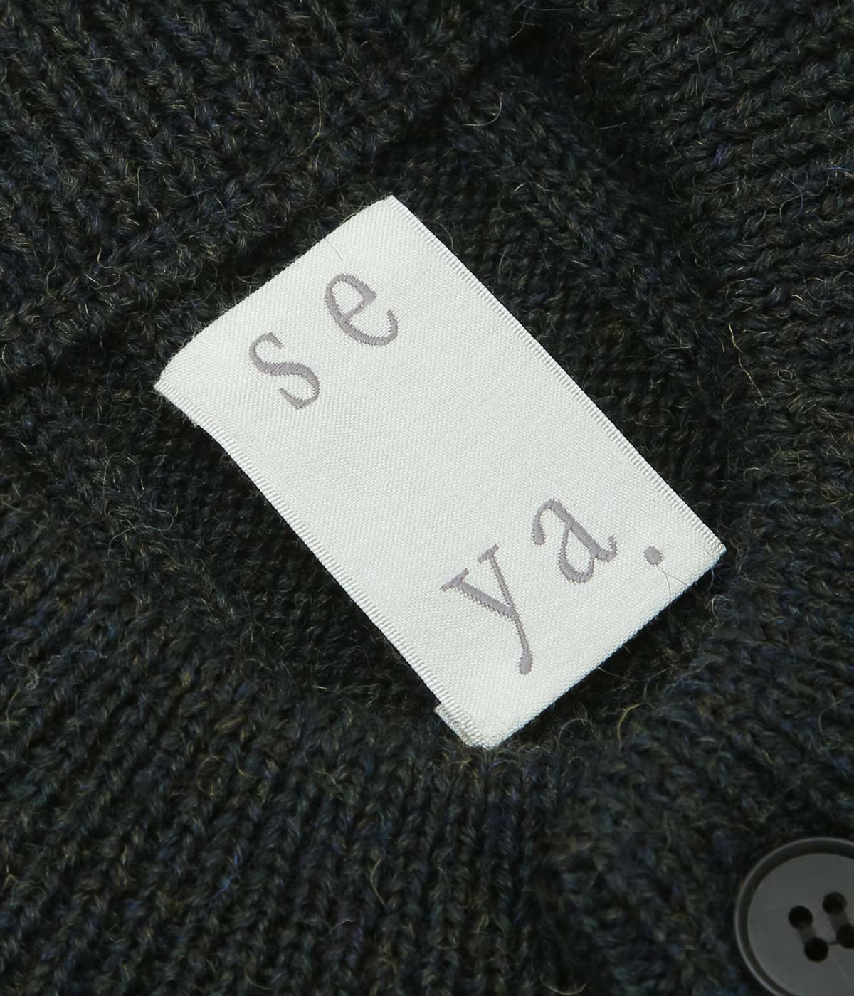 SEYA. ``SHRINKED RIB CARDIGAN'' (SPRUCE)