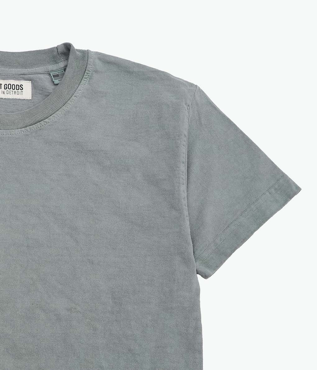 SOFT GOODS ''HEAVY WEIGHT CREW NECK TEE LONG TAIL'' (SAGE GREEN)