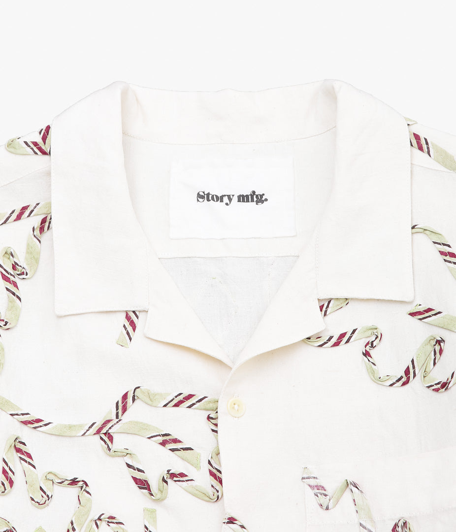 STORY MFG ''GREETINGS SHIRT LS'' (SAGE LEAF RIBBON)