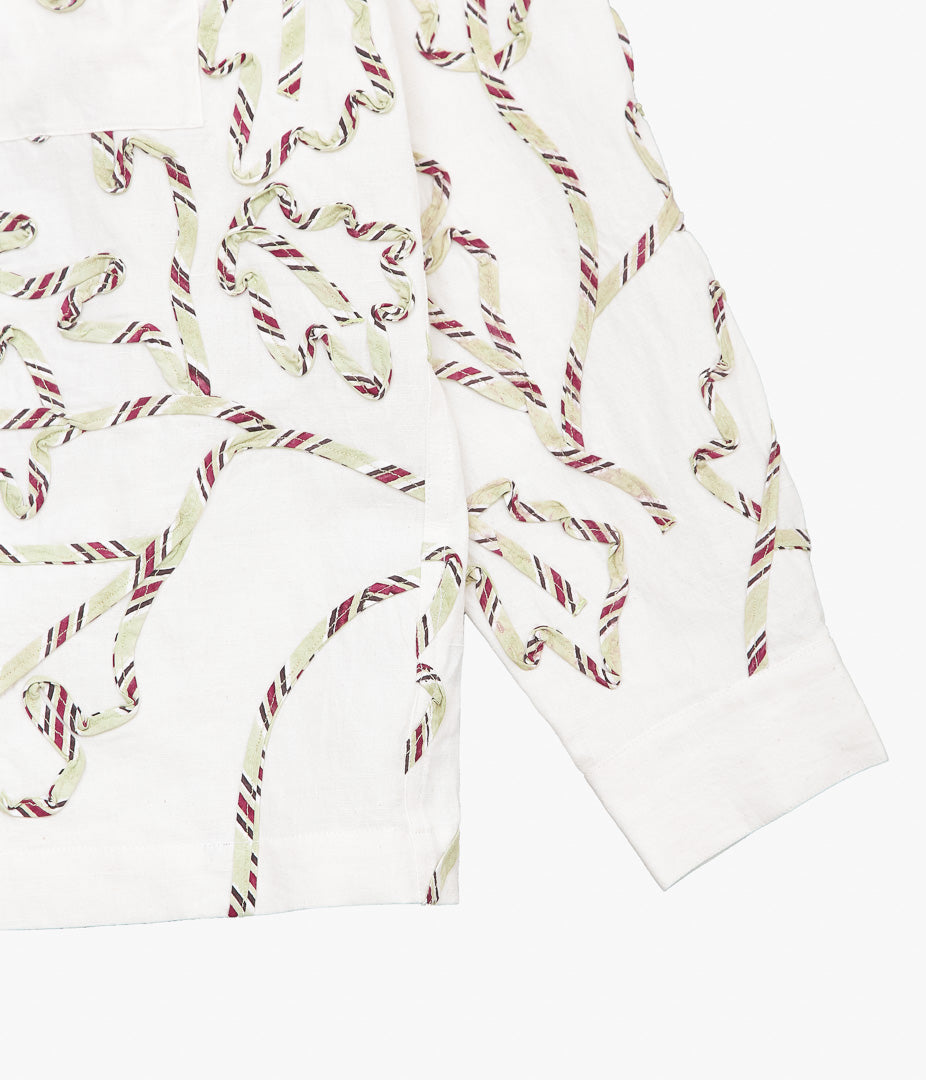 STORY MFG ''GREETINGS SHIRT LS'' (SAGE LEAF RIBBON)