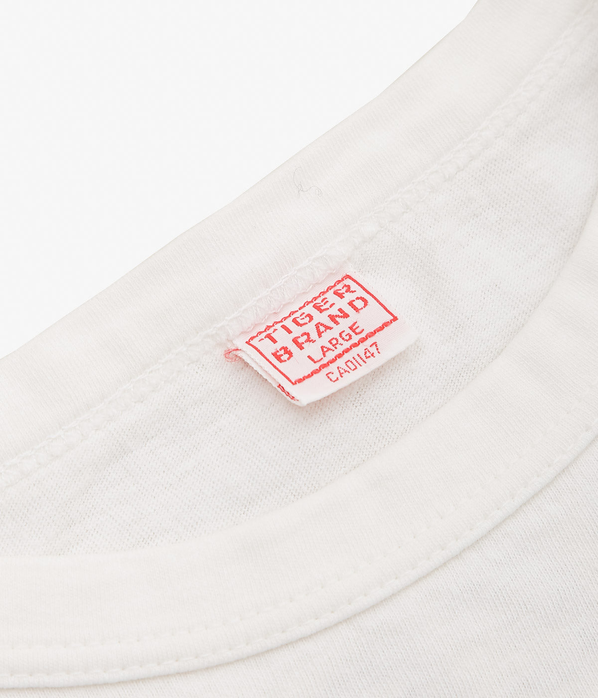 VINTAGE CLOTHING''WATERLOO TEE'' (WHITE)