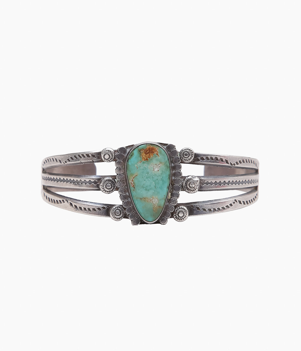 VINTAGE JEWELRY''1940's~ NAVAJO TURQUOISE BLACELET⓶'' (SILVER)
