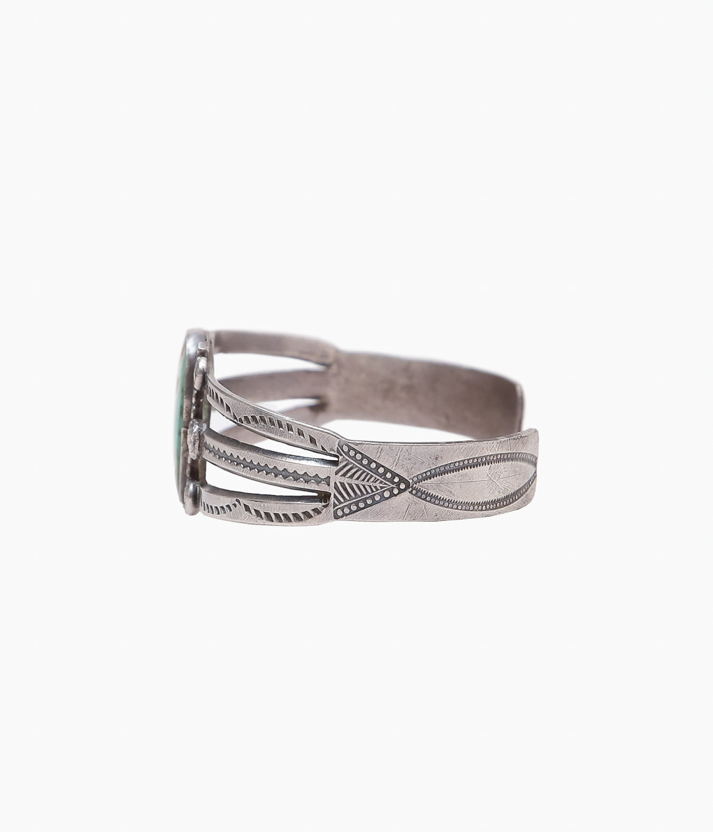 VINTAGE JEWELRY''1940's~ NAVAJO TURQUOISE BLACELET⓶'' (SILVER)