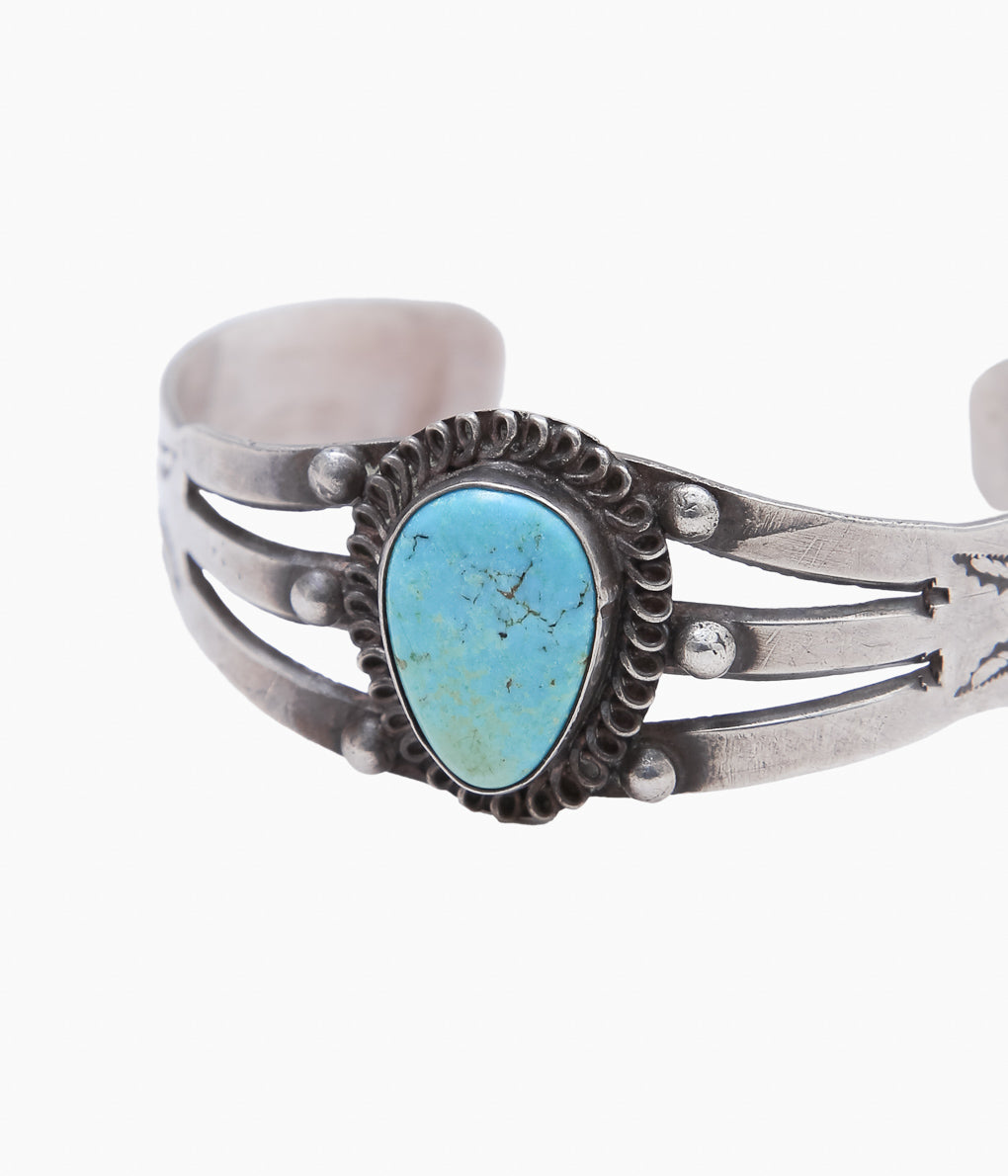 VINTAGE JEWELRY ''1940 'S ~ NAVAJO TURQUOISE BLACELET ⓵ ''(SILVER)