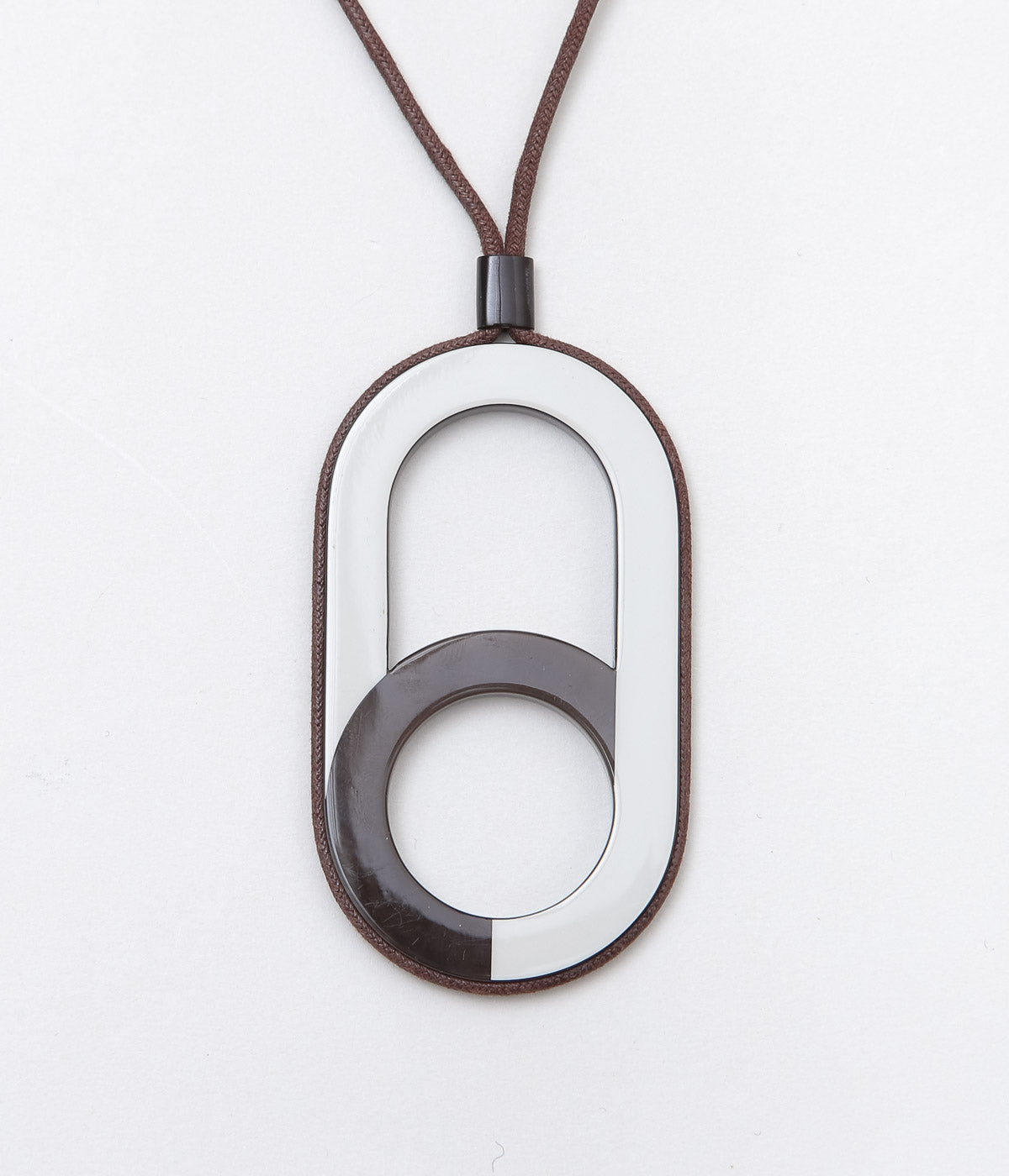 VINTAGE JEWELRY ''HERMES VARIATION BUFFALO HORN'' (ASSO)