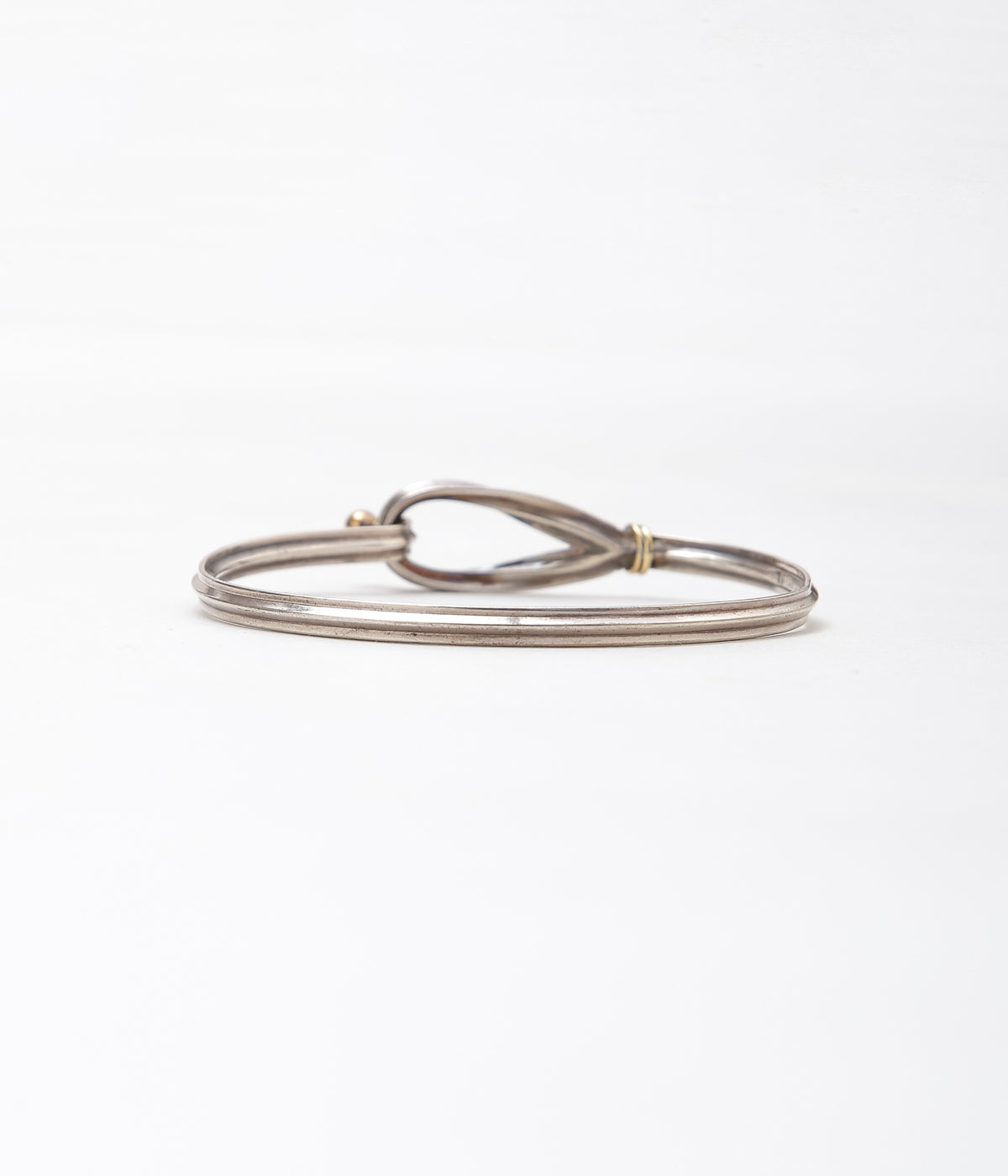 VINTAGE JEWELRY '' TIFFANY&CO. HOOK EYE BRACELET'' (ASSO)