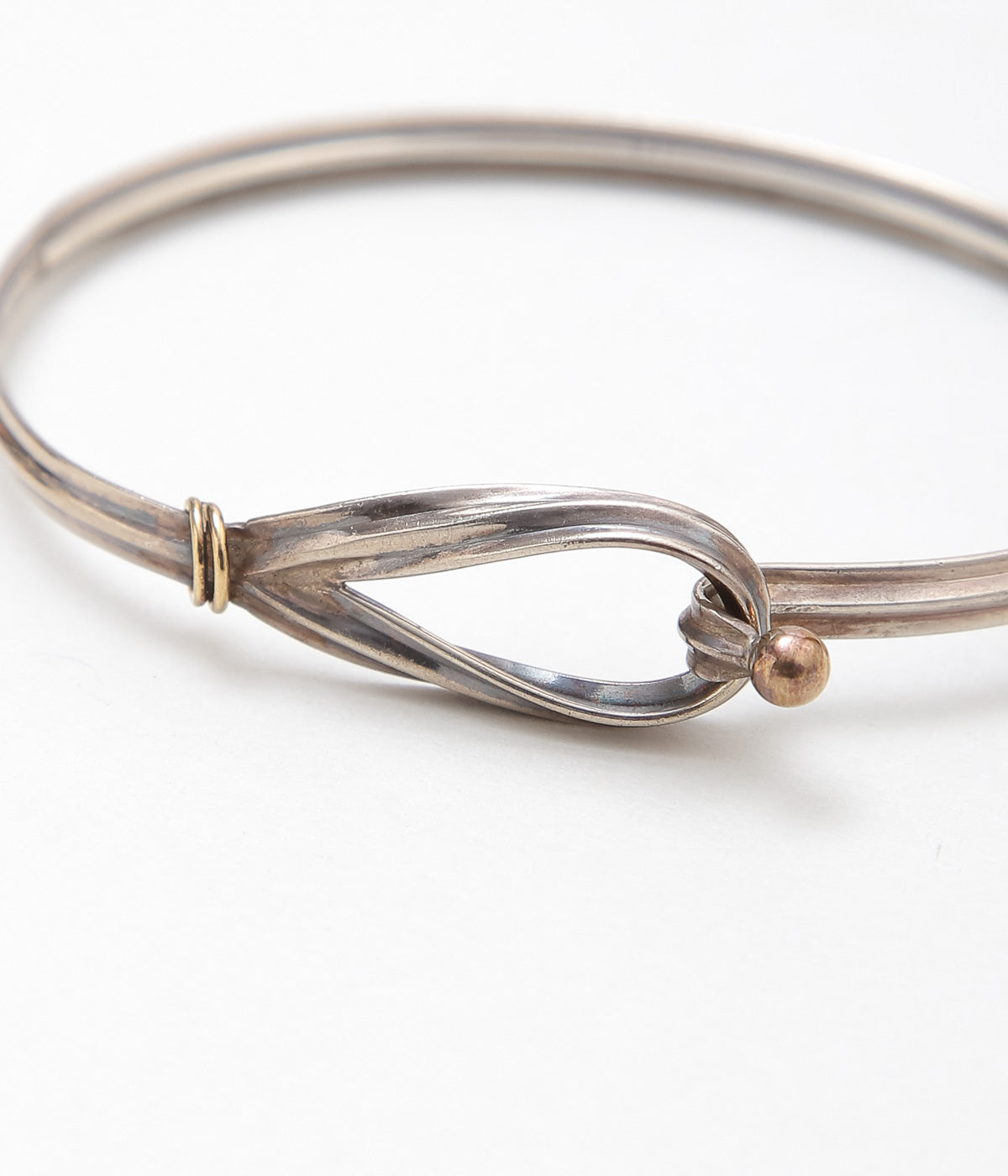 VINTAGE JEWELRY '' TIFFANY&CO. HOOK EYE BRACELET'' (ASSO)