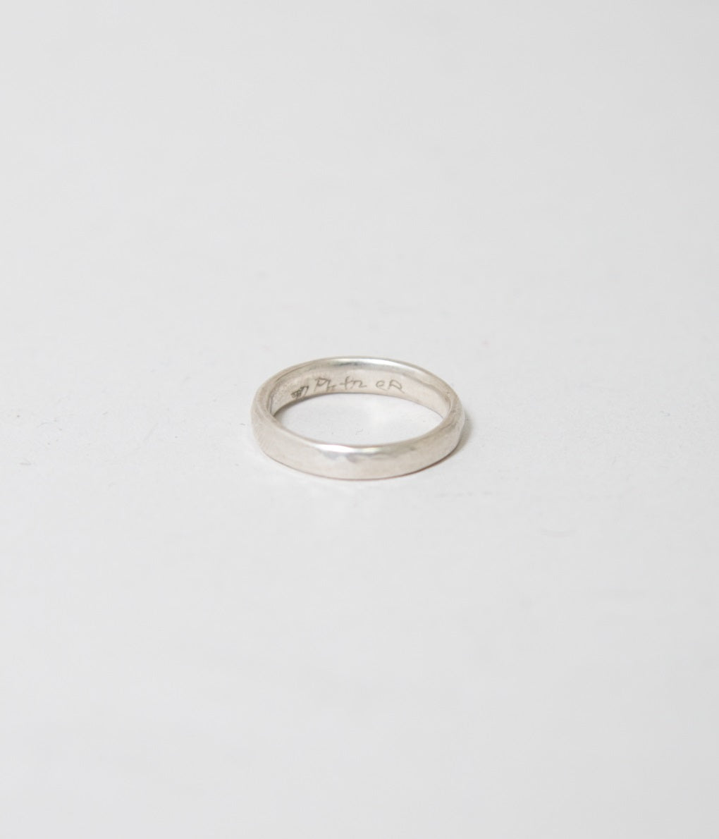 JILL PLATNER "THIN HAMMERED BAND"