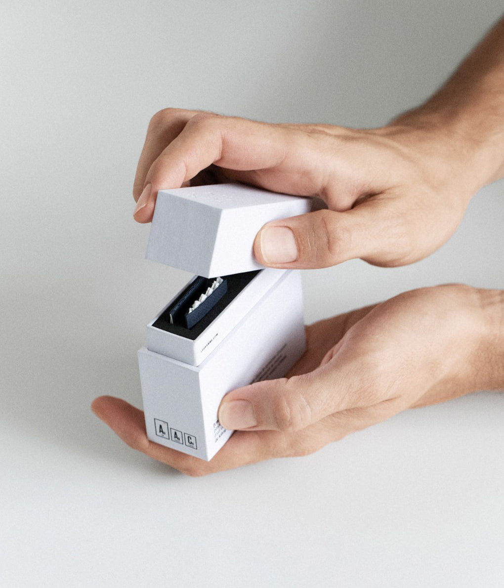 LE GRAMME "9G RIBBON RING BRUSHED"