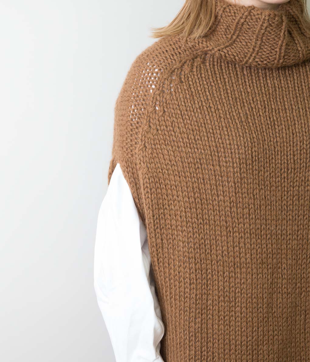 MAYDI "WOMEN'S PONCHO DRESS TURTLENECK HAND-KNITTED"(SANDALWOOD)