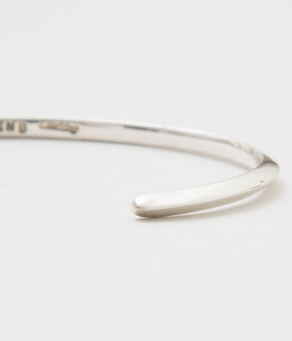ERICKA NICOLAS BEGAY "HAND MADE TRIANGLE PLAIN BANGLE"