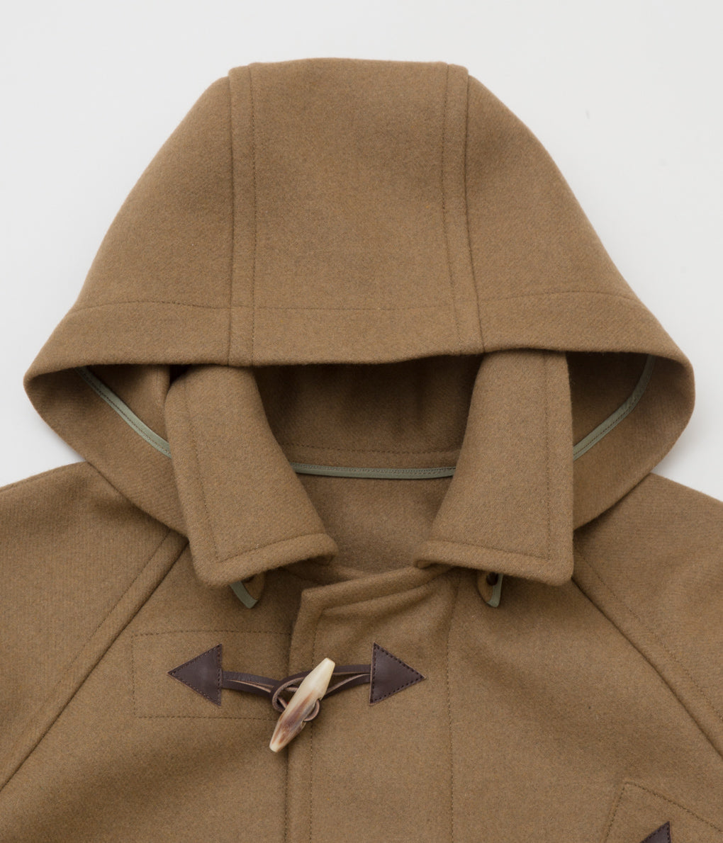 SUN/KAKKE "GRANGE -Joshua Ellis Duffle Coat-"(CAMEL)