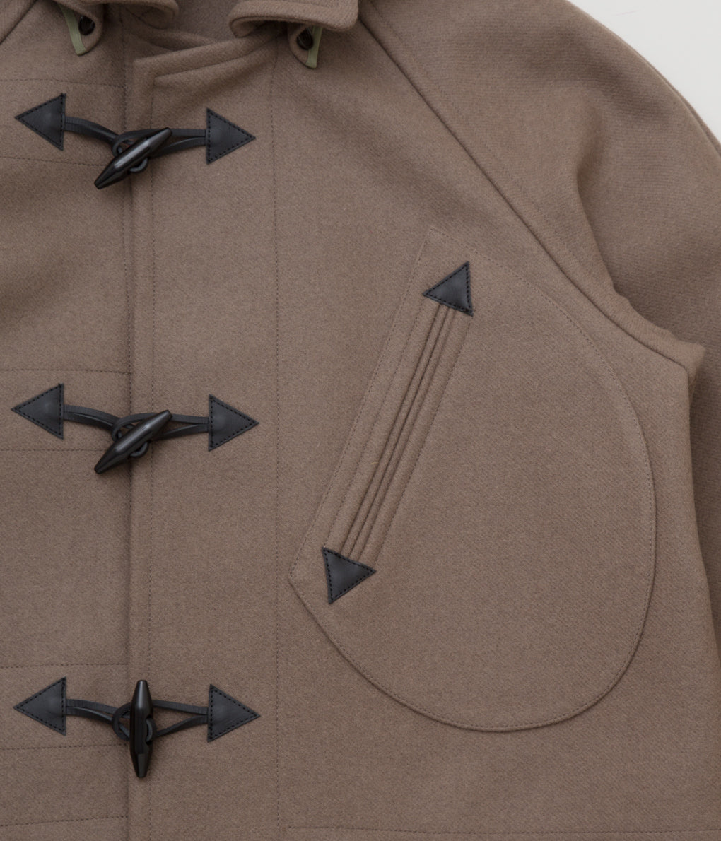 SUN/KAKKE "GRANGE -Joshua Ellis Duffle Coat-" (TAUPE)