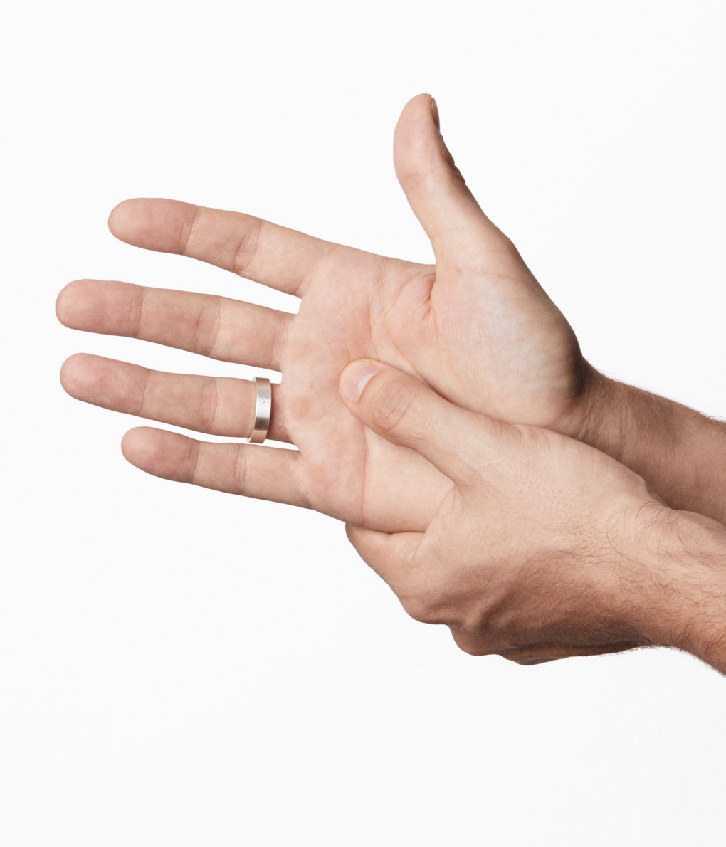 LE GRAMME "7G RIBBON RING BLUSHED"