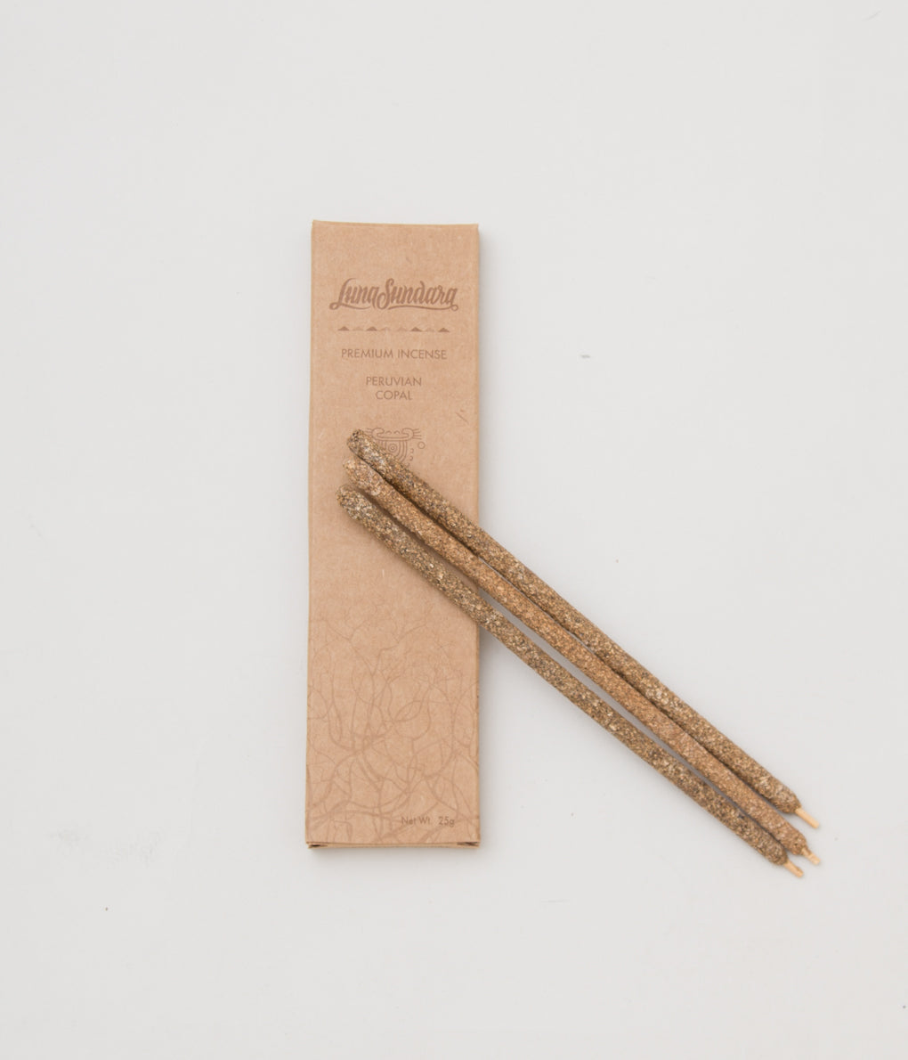 LUNA SUNDARA "GREY COPAL INCENSE 6 COUNT"(GREY COPAL)