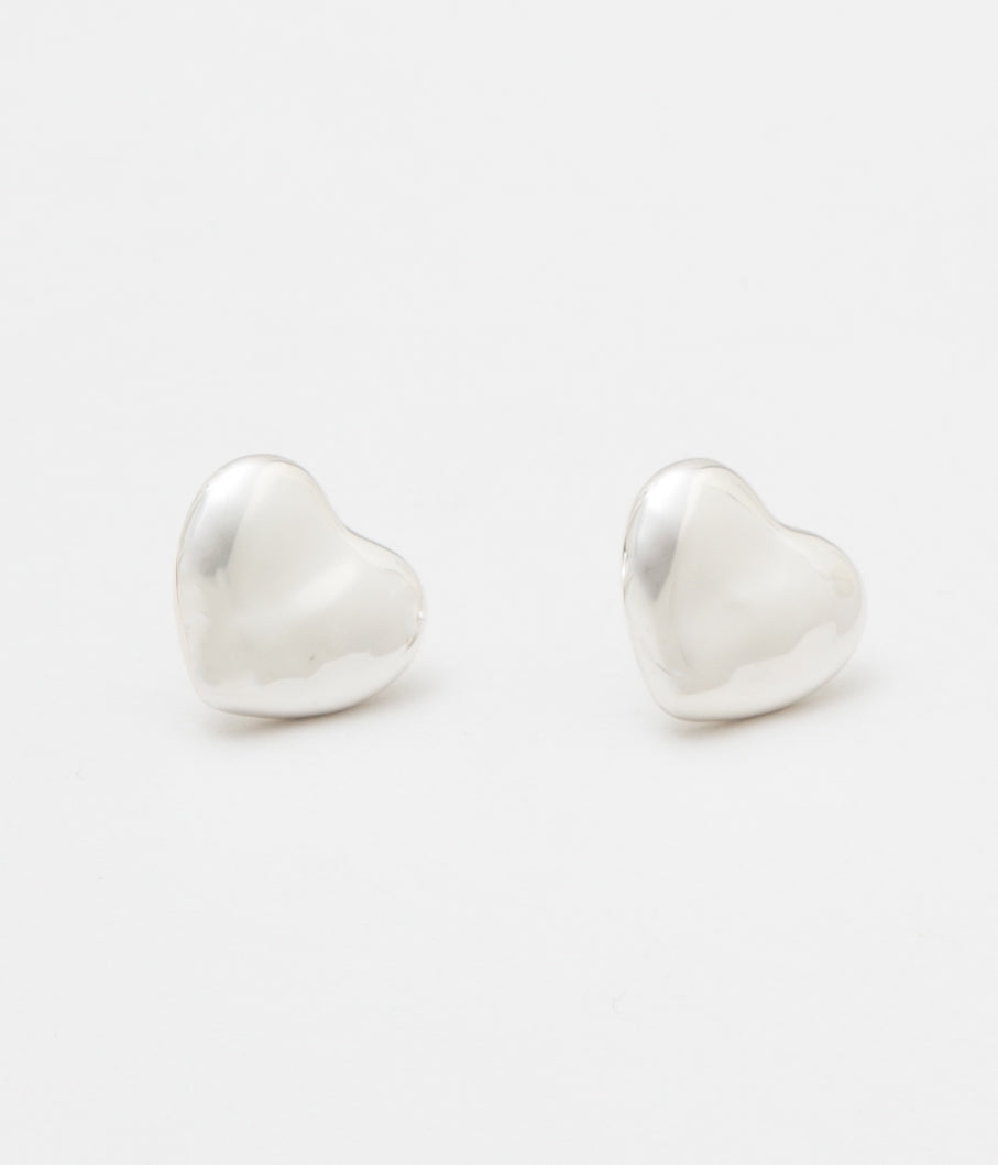 LE CHIC RADICAL "HEART SILVER STUD EARRINGS" (SILVER)