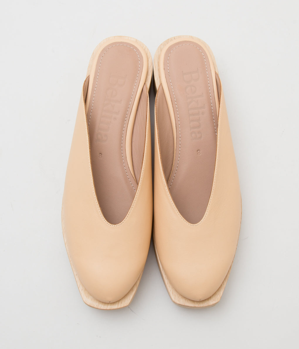 BEKLINA "WEDGE CLOG" (PREZAL)