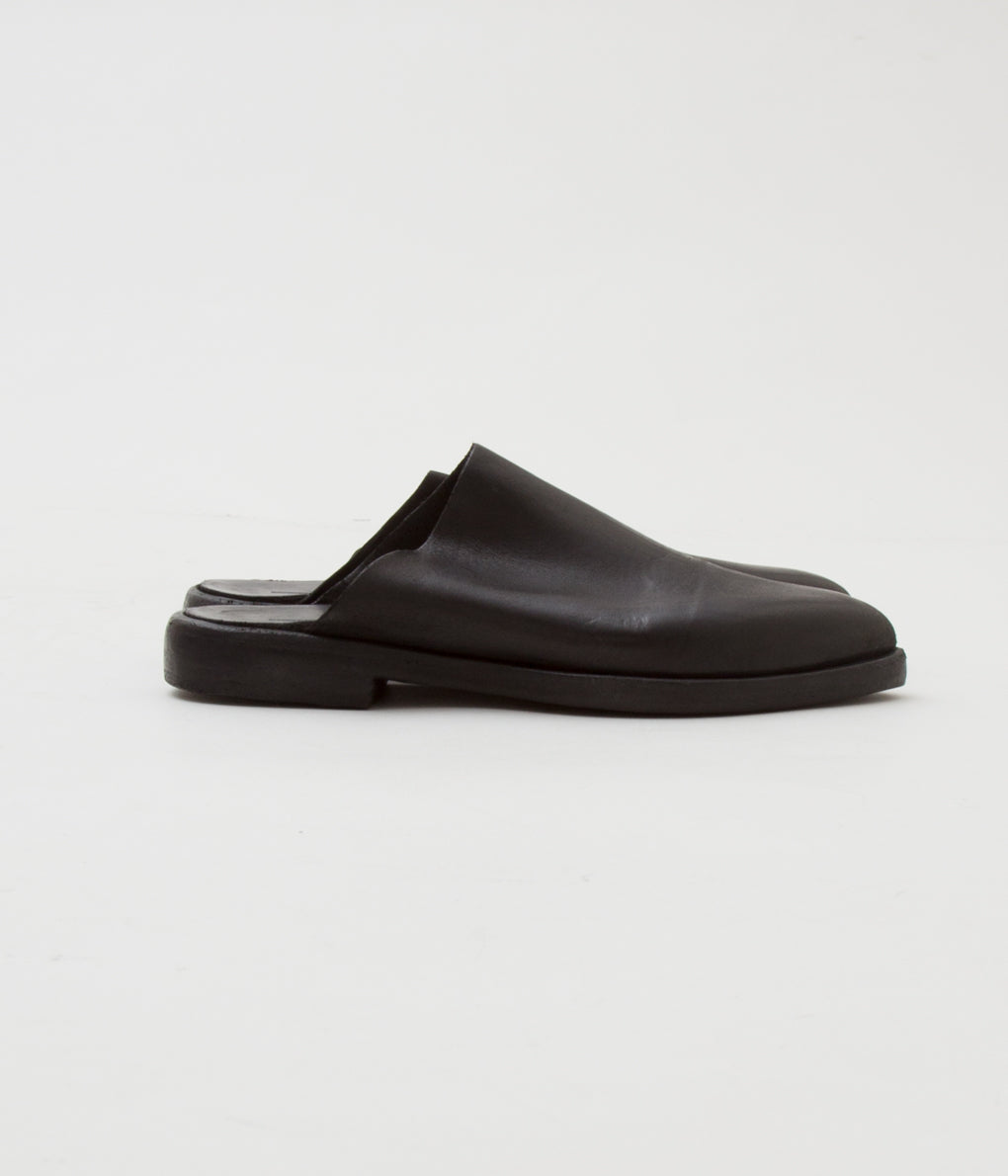 DIMISSIANOS & MILLER "MULE W CLOSED TOES"(BLACK)