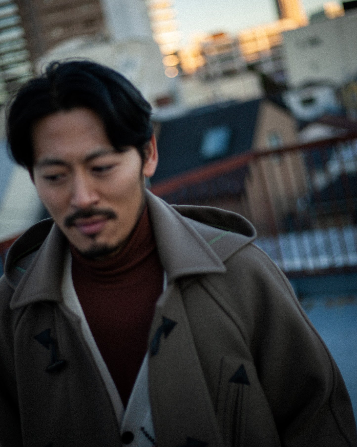 SUN/KAKKE "GRANGE -Joshua Ellis Duffle Coat-"(CAMEL)