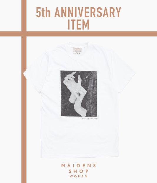 GEORGIA O'KEEFFE ''T SHIRTS "HANDS 1919"'' (WHITE)