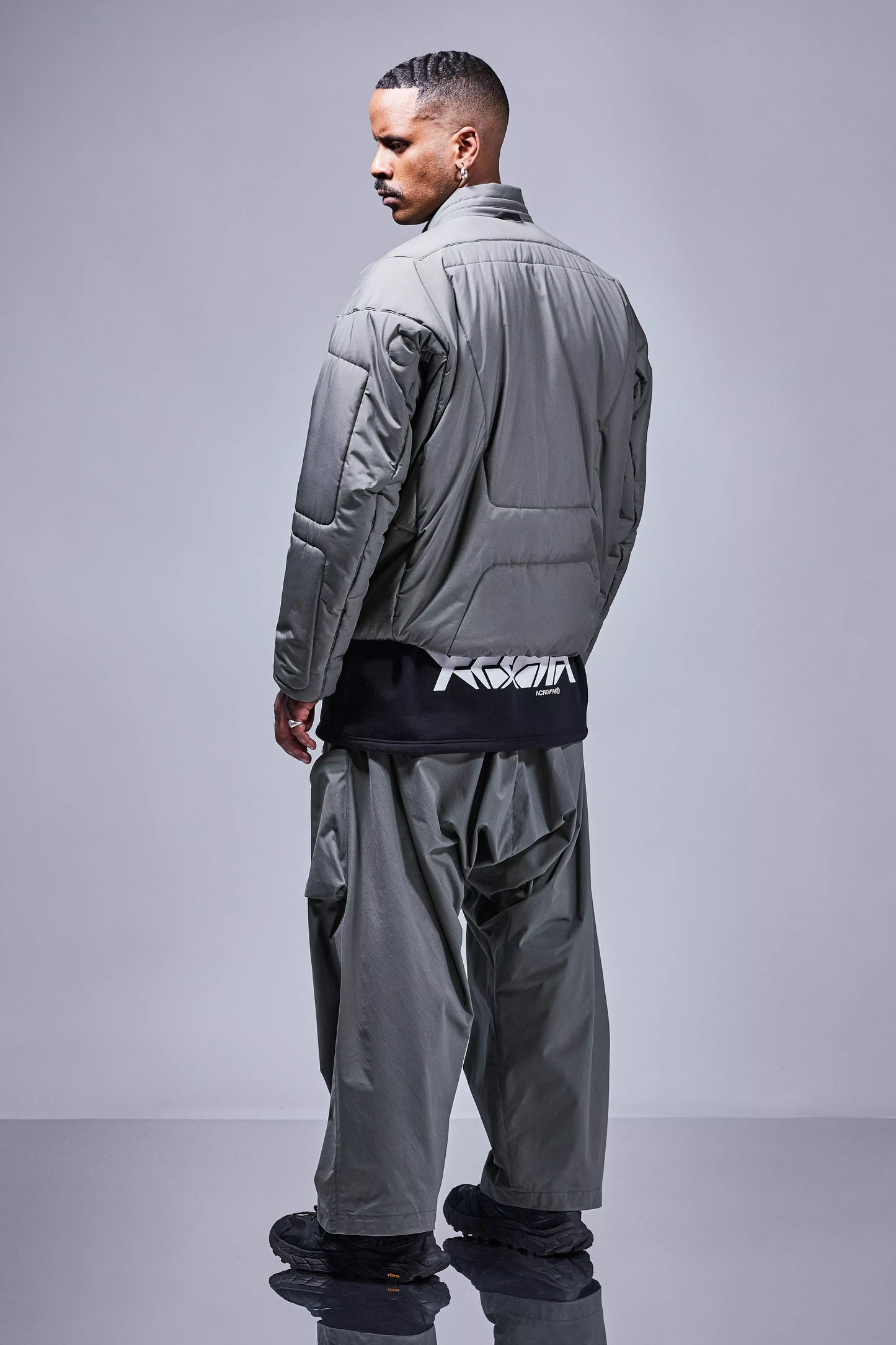 ACRONYM ''J91A-WS GORE-TEX 2L WINDSTOPPER + PRIMALOFT BLACK RISE'' (GRAY)