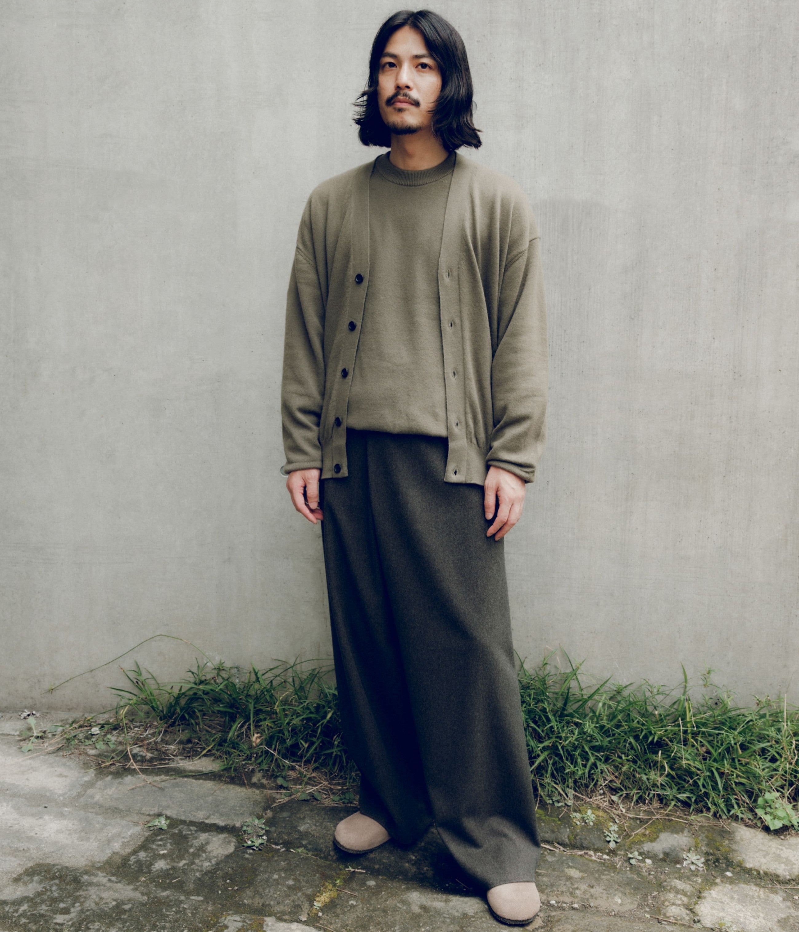 HERILL ''GOLDENCASH PULLOVER'' (KHAKI) – THE STORE BY MAIDENS