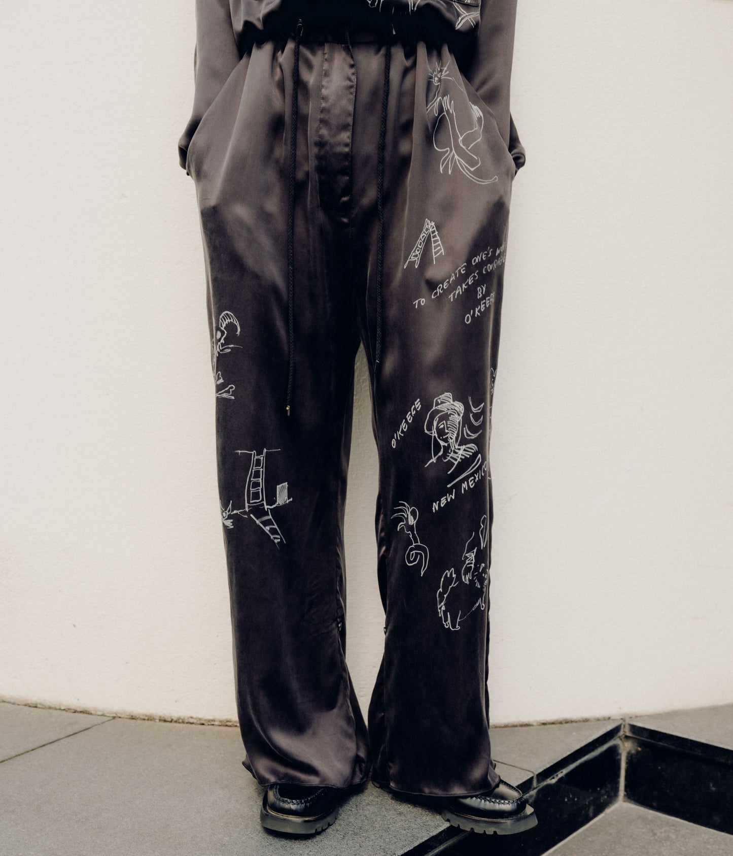 WONDEROUND ''WORKSUIT W/DRAW STRING'' (BLACK)