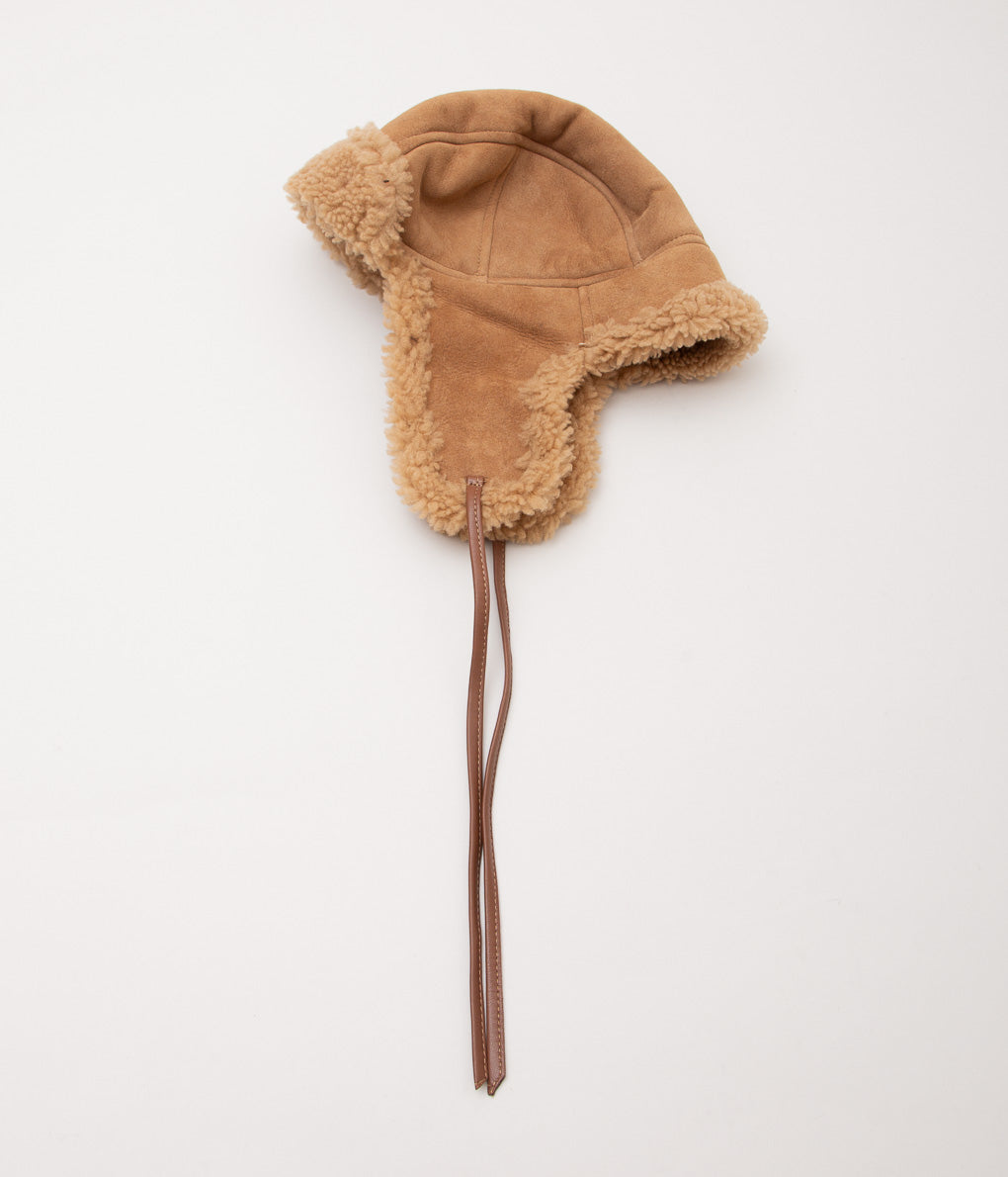 CAWLEY ''SUEDE BACK CURLY HAIR TRAPPER HAT'' (TAN SUEDE)