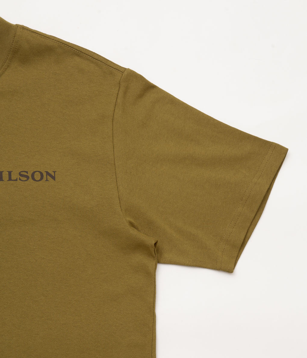 FILSON "S/S PIONEER GRAPHIC TEE" (GOLD OCHRE / CAPTAIN)