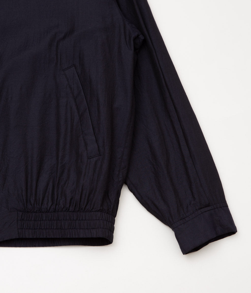 COMOLI ''ウールシルク スイングトップ'' (NAVY)