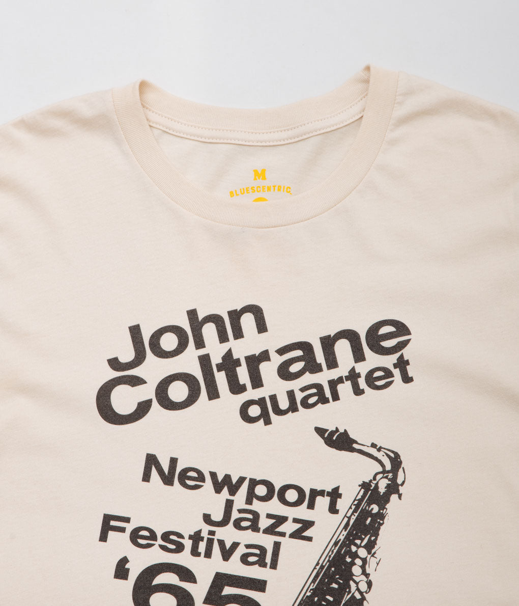 BLUESCENTRIC ''JOHN COLTRANE AT NEWPORT JAZZ FESTIVAL TEE'' (NATURAL)