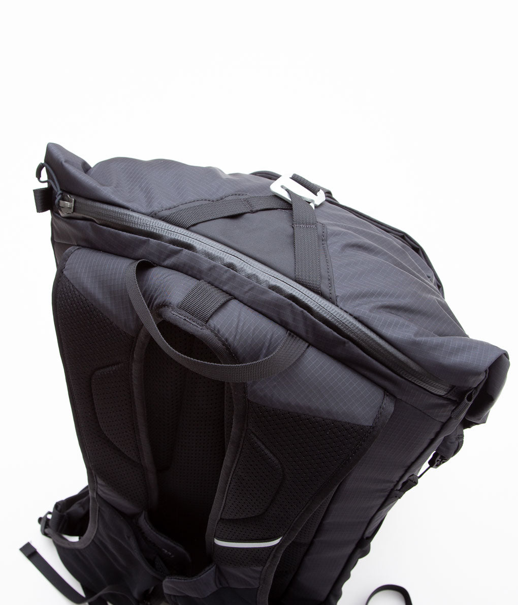 SALOMON ''ACS DAYPACK 20'' (BLACK)