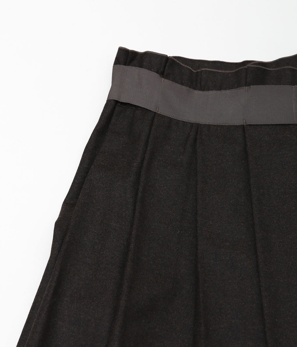 SEYA. ``GATHERED KILT SKIRT'' (CHESTNUT)