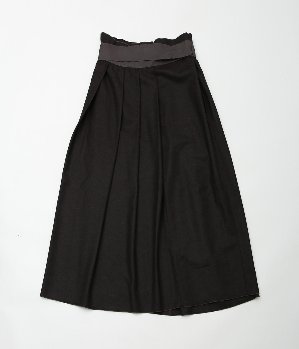 SEYA. ``GATHERED KILT SKIRT'' (CHESTNUT)