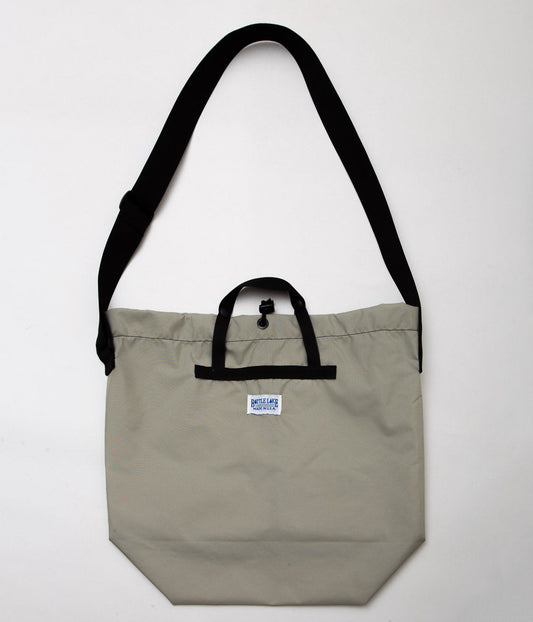 BATTLE LAKE ''RIPSTOP PADDED STRAP TOTE'' (SILVER)