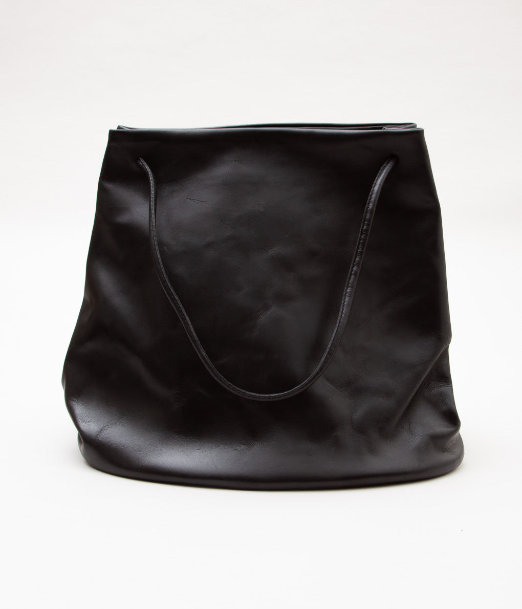 GABRIELA COLL GARMENTS ''NO.17 HOOF BAG'' (BLACK HORSE-HIDE)