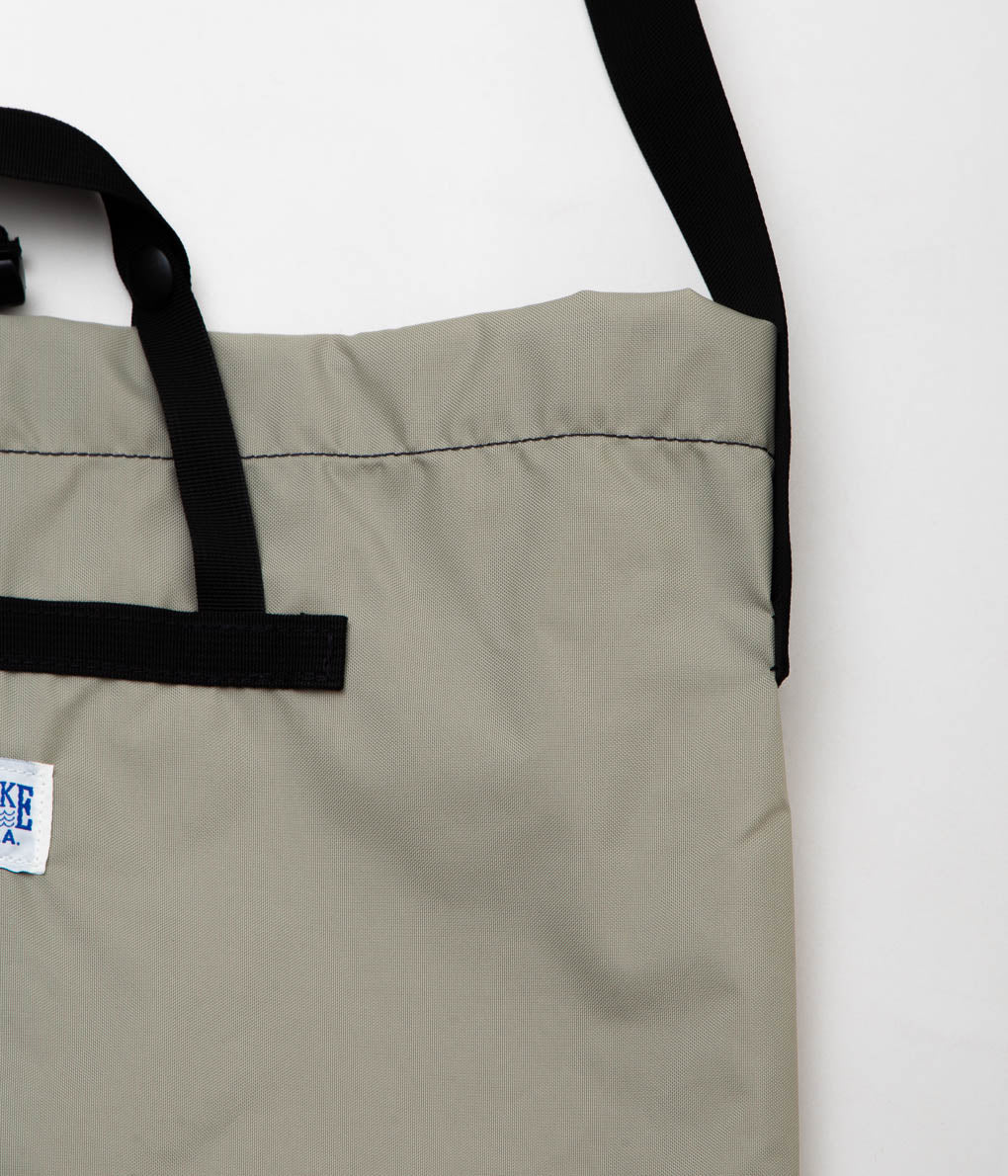 BATTLE LAKE ''RIPSTOP PADDED STRAP TOTE'' (SILVER)