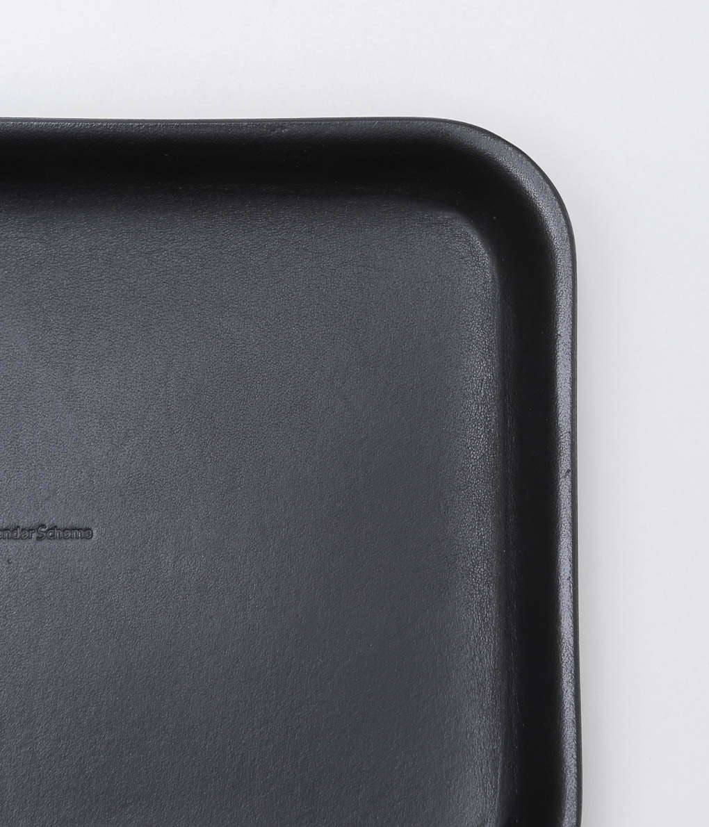 HENDER SCHEME ''LEATHER TRAY M'' (BLACK)