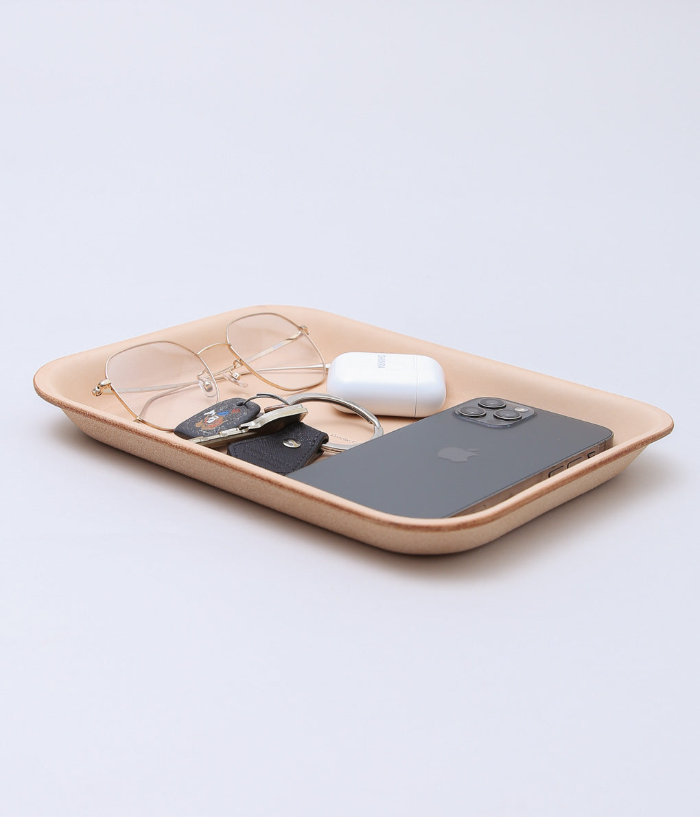 HENDER SCHEME ''LEATHER TRAY M'' (NATURAL)