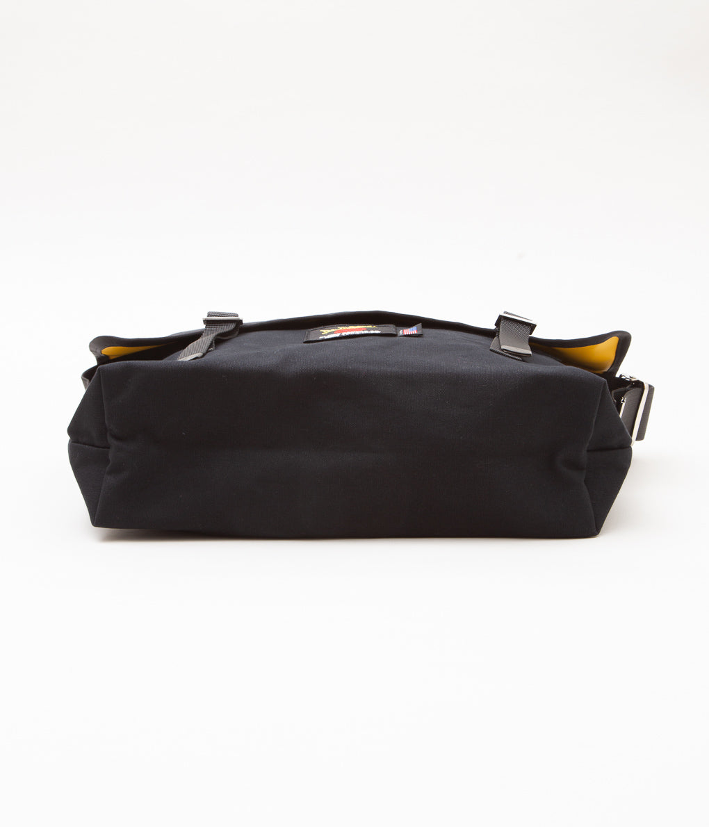 DE MARTINI ''MESSENGERBAG'' (BLACK CANVAS)