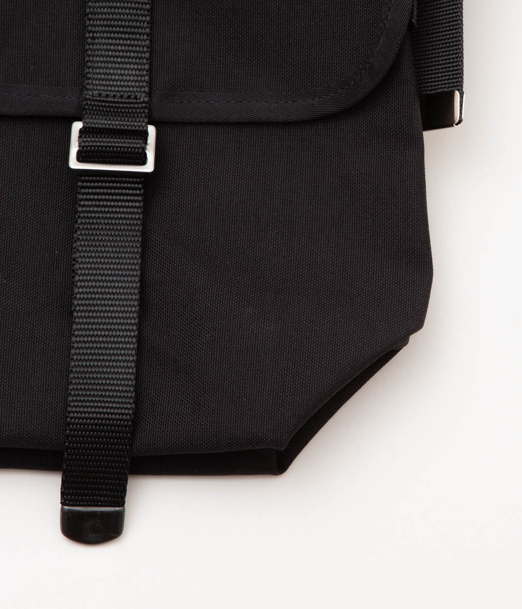 DE MARTINI ''MESSENGERBAG'' (BLACK CORDURA)