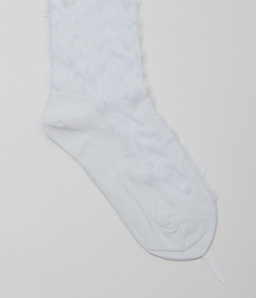 KOTA GUSHIKEN ''FLUFFY HERRINGBONE SOCKS'' (WHITE)