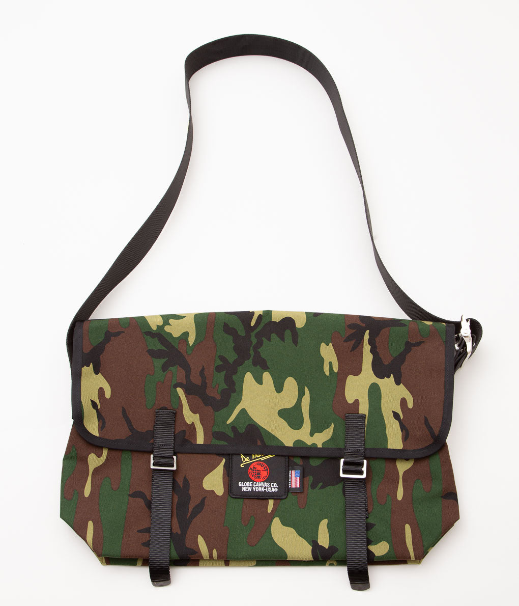 DE MARTINI ''MESSENGERBAG'' (WOODLAND CAMO)