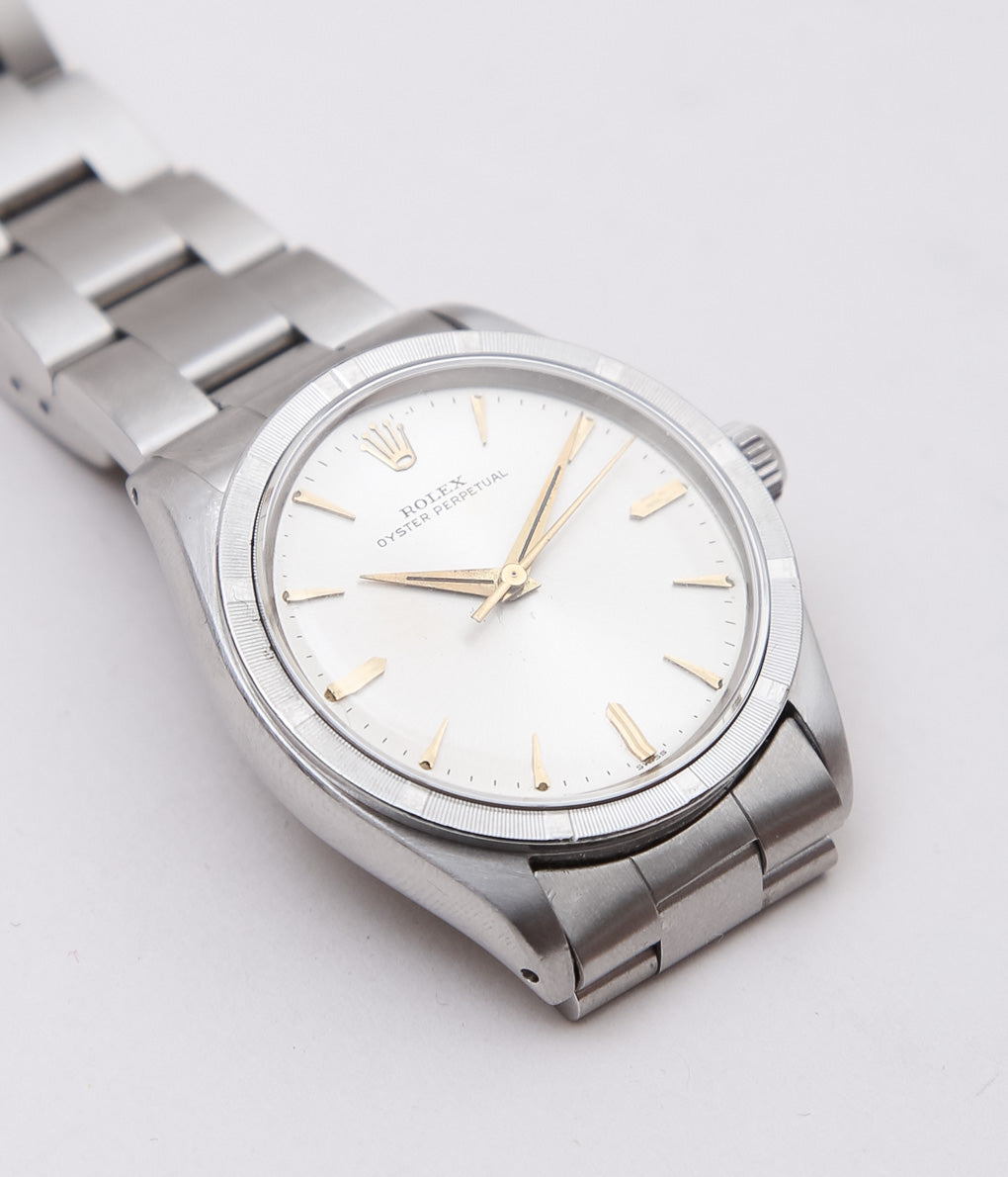 VINTAGE WATCH ''1969'S ROLEX OYSTER PERPETUAL ENGINE TURNED BEZEL'' (SILVER)