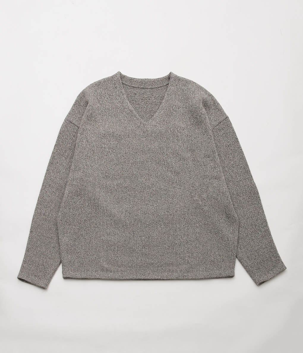 SILLAGE ''V NECK WIDE THREE D KNIT'' (GREY MIX)