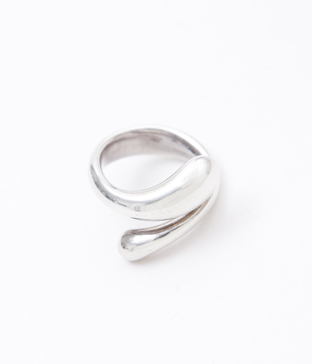 【VINTAGE JEWELRY】TIFFANY"TEAR DROP RING'' (SILVER)