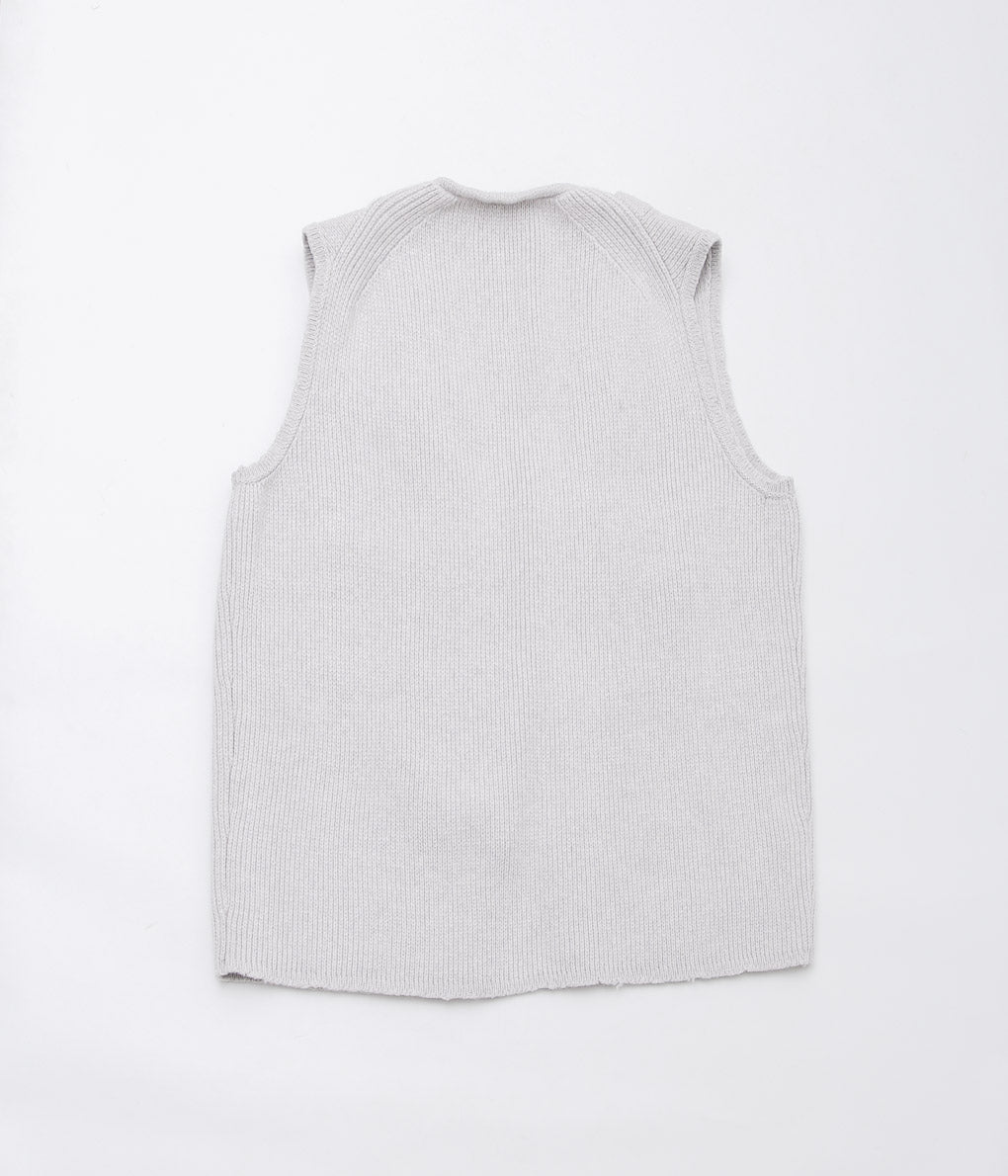 LEA BOBERG''KNITTED V NECK VEST (SCOTTISH LAMBSWOOL)'' (STONE)